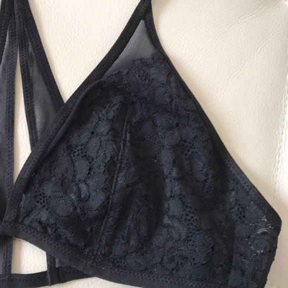 NWT BLACK FREE PEOPLE INTIMATELY BRALETTE XS - Picture 4 of 8